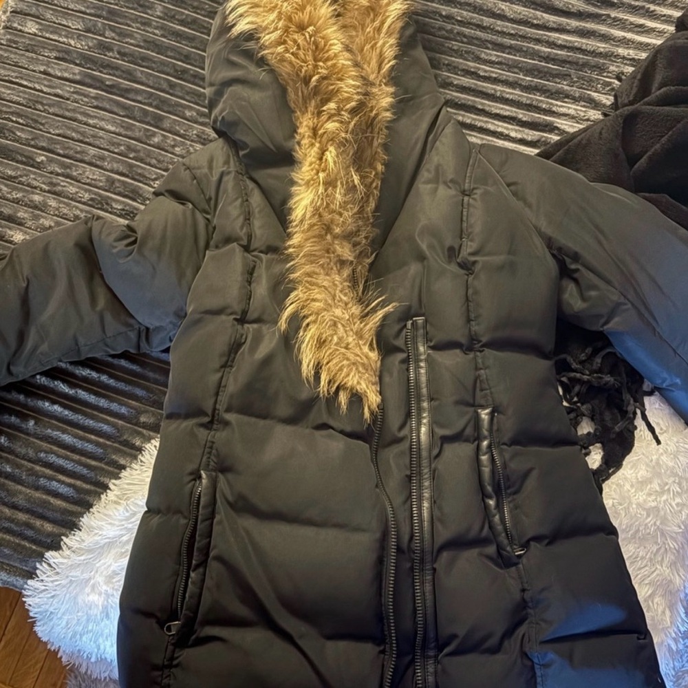 Mackage woman’s coat size Medium